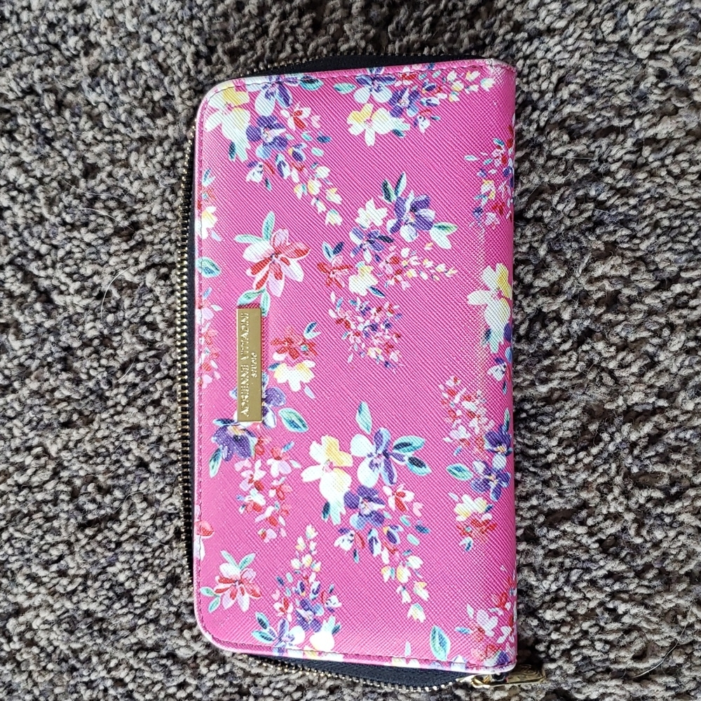 Ladies wallet
